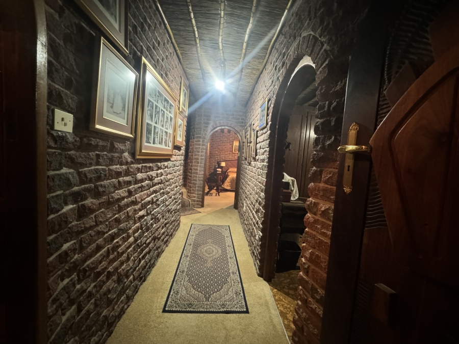 6 Bedroom Property for Sale in Doringkruin North West